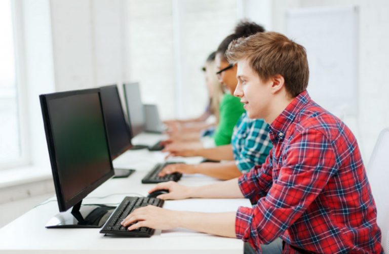 3 Surprising Benefits of Online Learning High School in Arizona