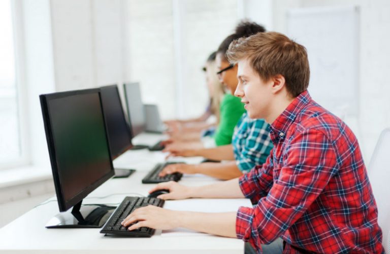 Top Reasons to Pursue a Graduate Degree in Arts Administration