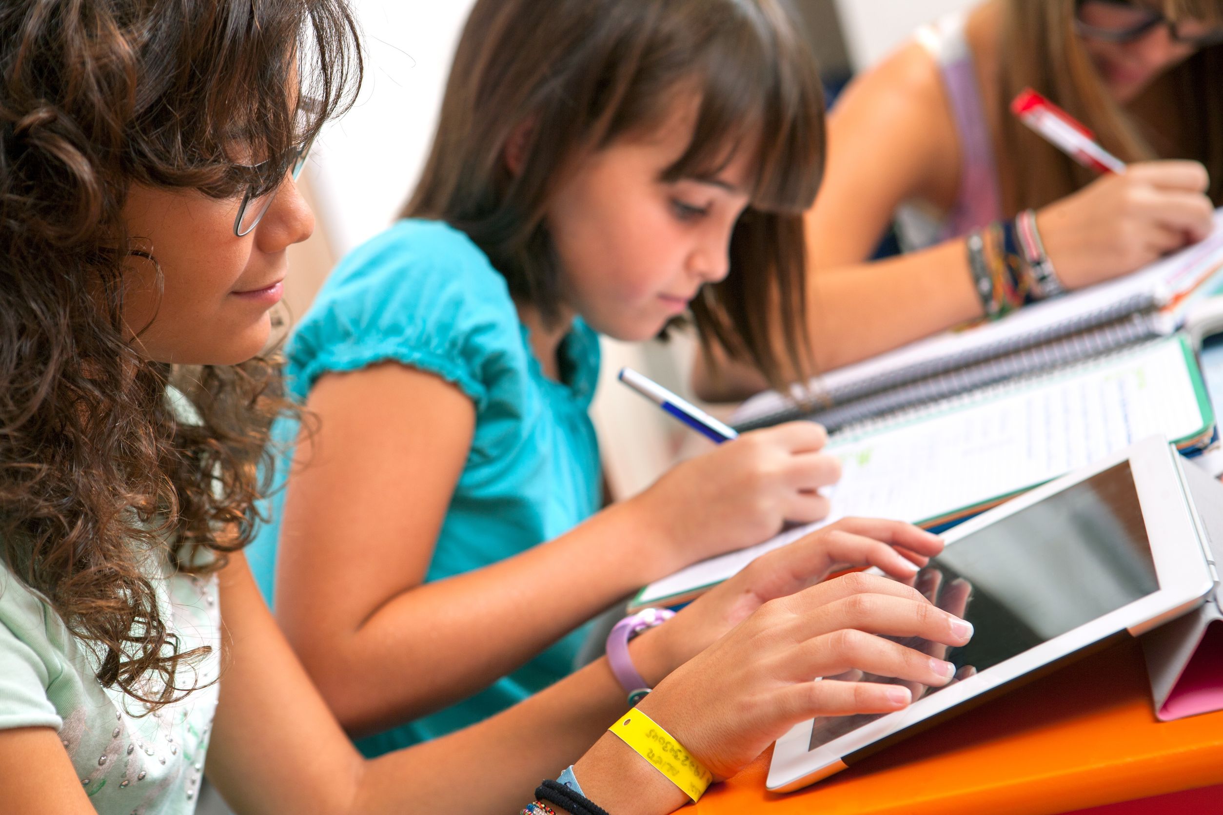 Top Reasons Why Your School Needs a Professionally-Designed U.S. Website